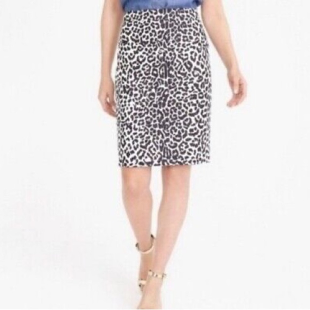 Leopard Print Pencil Skirt